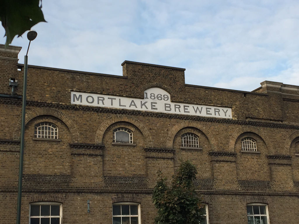 Mortlake sign